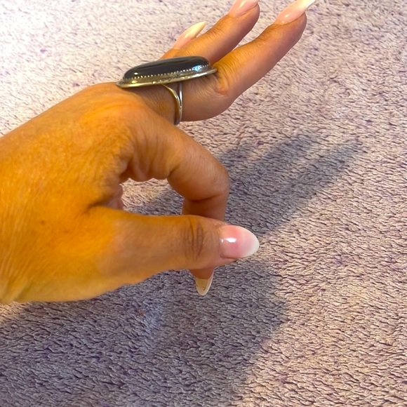 ✨Black onyx ring✨ - Picture 2 of 3